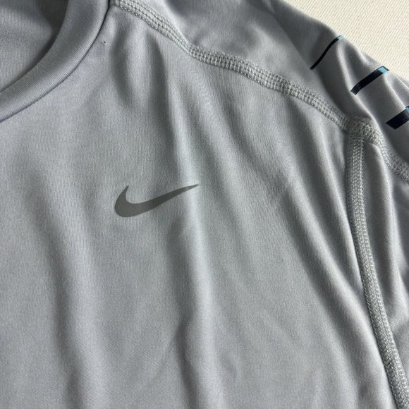 Nike Running Flash Element Long Sleeve‎ Crewneck Shirt Top Reflective Mens Large - Picture 6 of 10